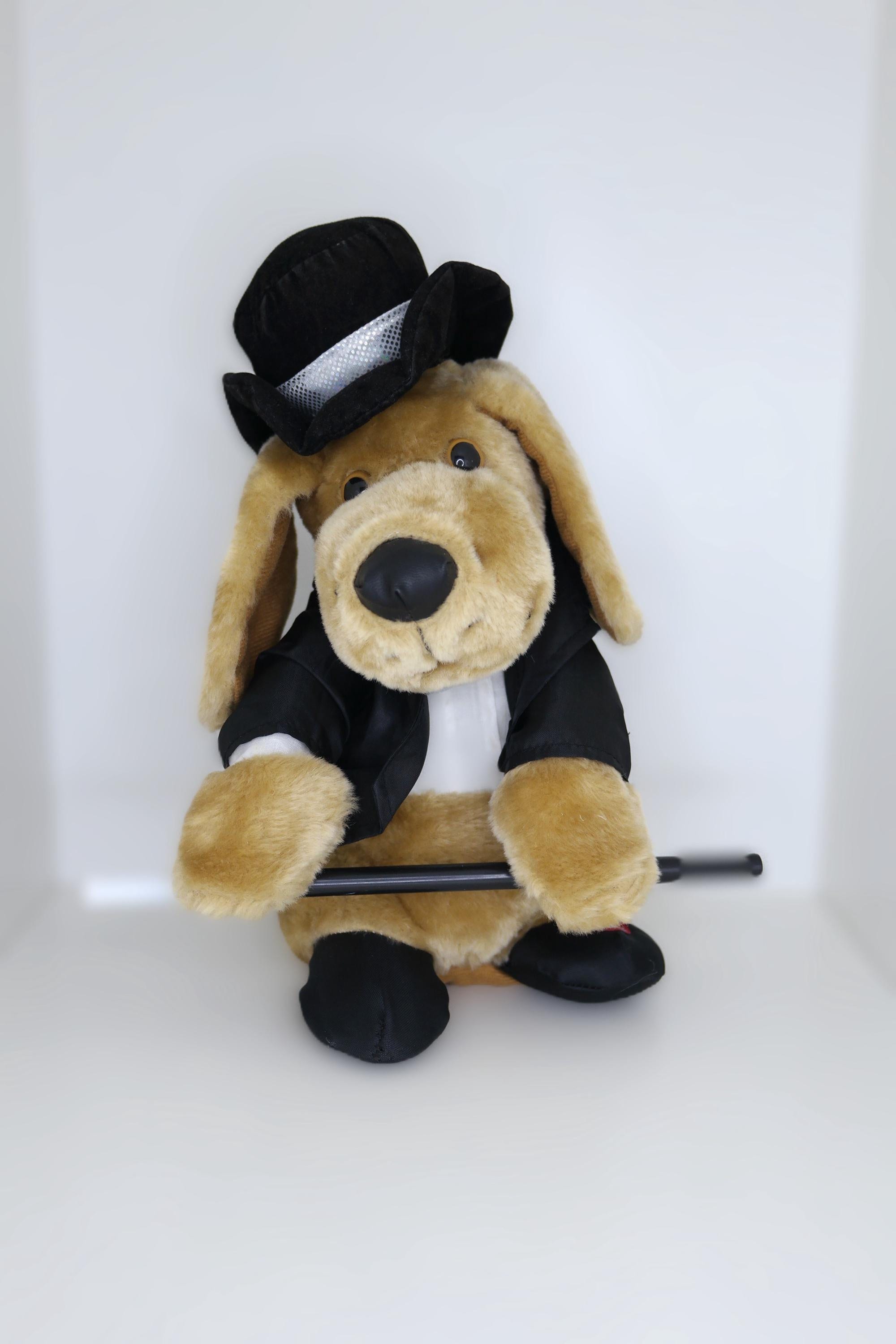 Vintage Stage Hound Musical Plushie Toy Singing 'new York New York