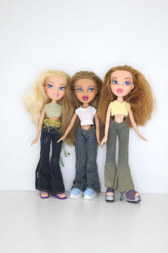 2002年ブラッツ 未使用セット新品ヴィンテージ BRATZバービー　レア人形 BRATZ ヴィンテージドール ヴィンテージ ブラッツ Vintage ホワイト