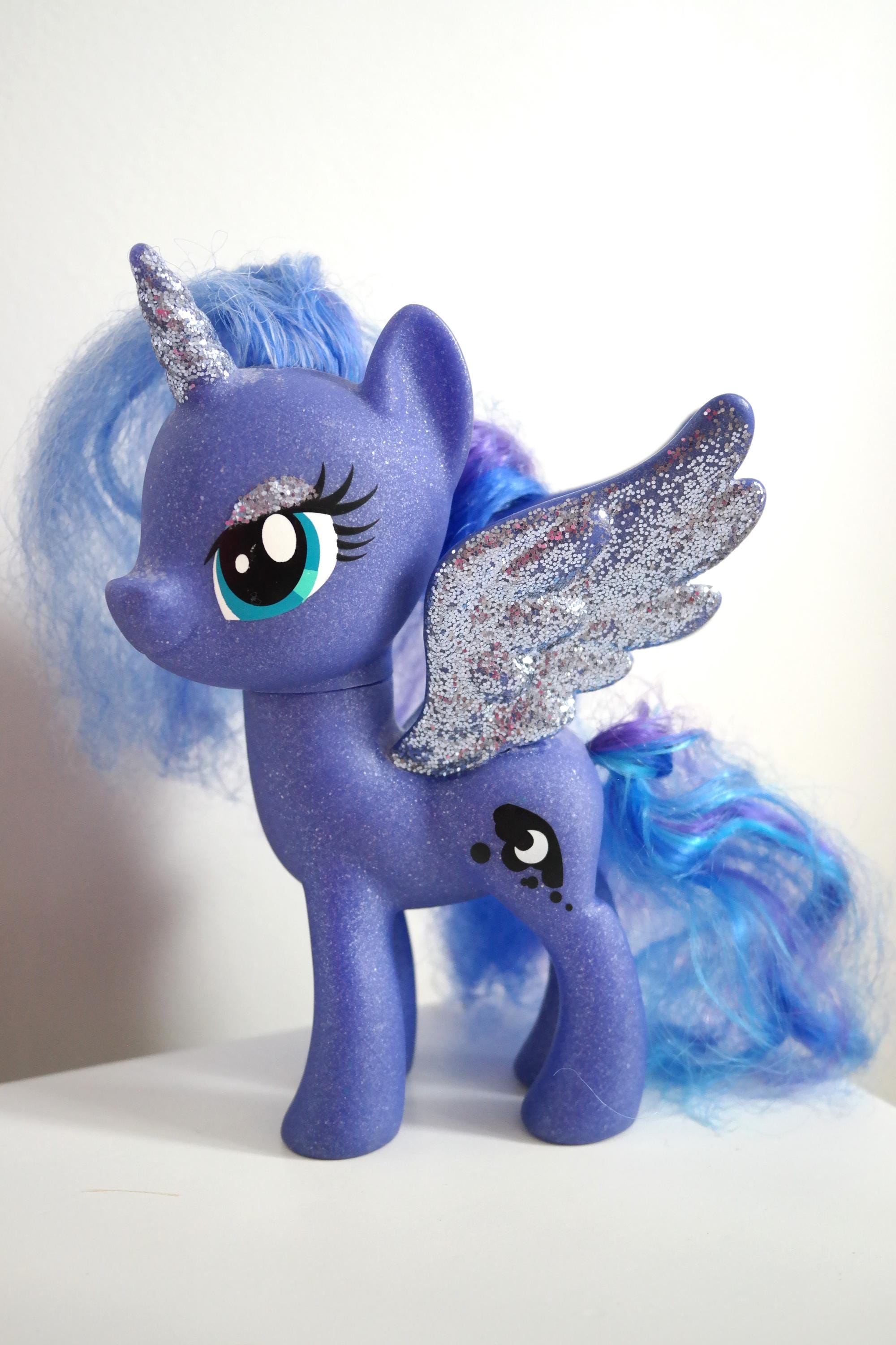 ロイヤルポニー マイリトルポニー ぬいぐるみ シャイニングアーマー My little pony shining armor - Etsy 日本