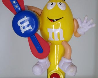 ヴィンテージ　ライト　m&m’s トイ Vintage M&m's Yellow Character Fan, Light up Toy, Y2K 2000s Retro