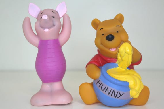 ヴィンテージ ディズニー くまのプーさんとピグレットのフィギュア、2