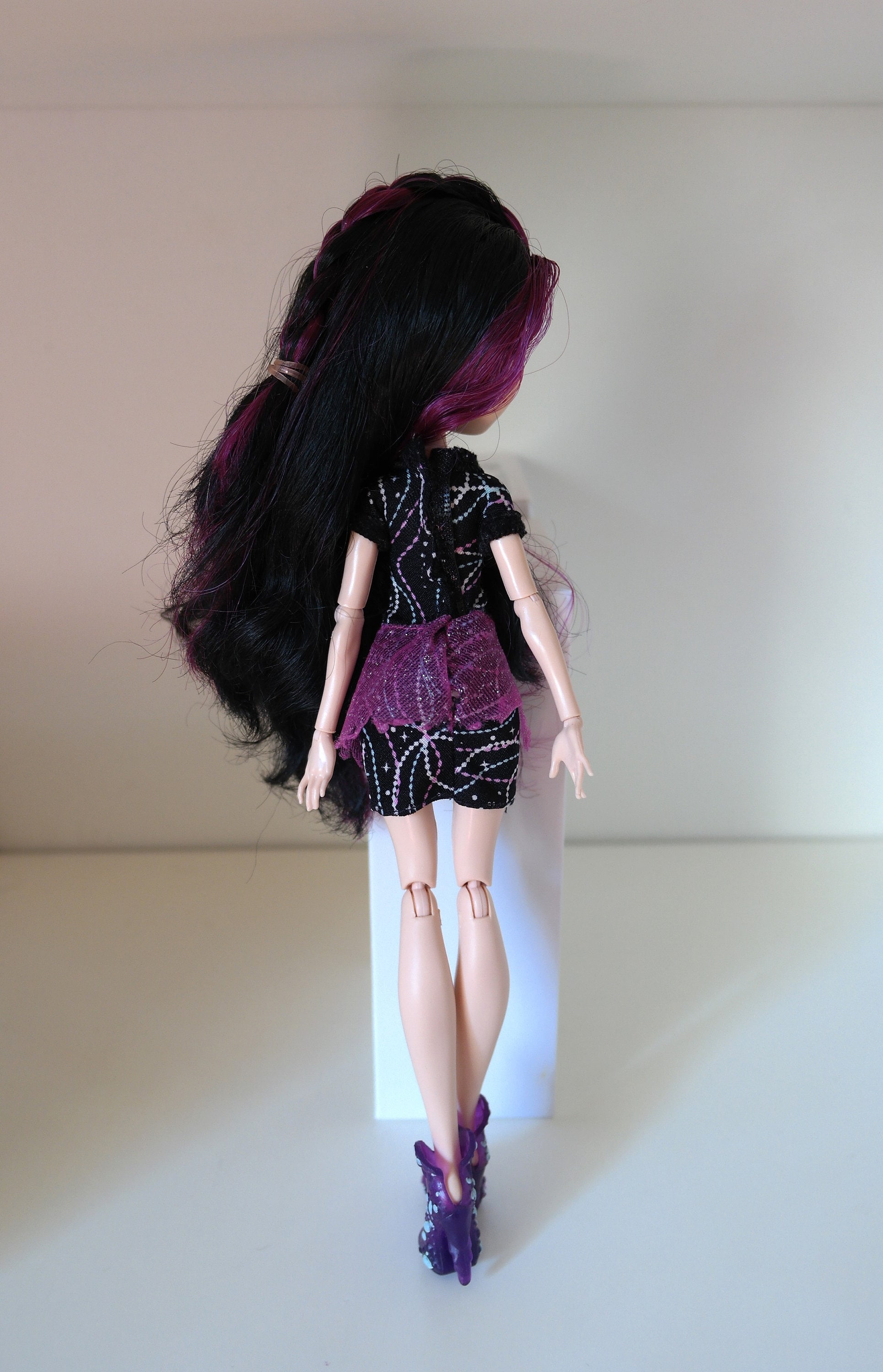 Ever After High Thronecoming Doll - Raven Queen Images at Mighty Ape NZ