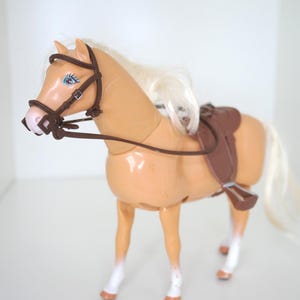 Barbie et son cheval - Spécialiste des plus grandes marques de jeux et
