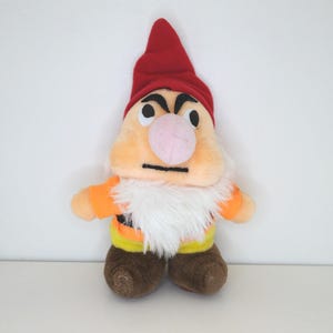 Vintage Grumpy Dwarf Plushie - 215 cm große Stoffpuppe