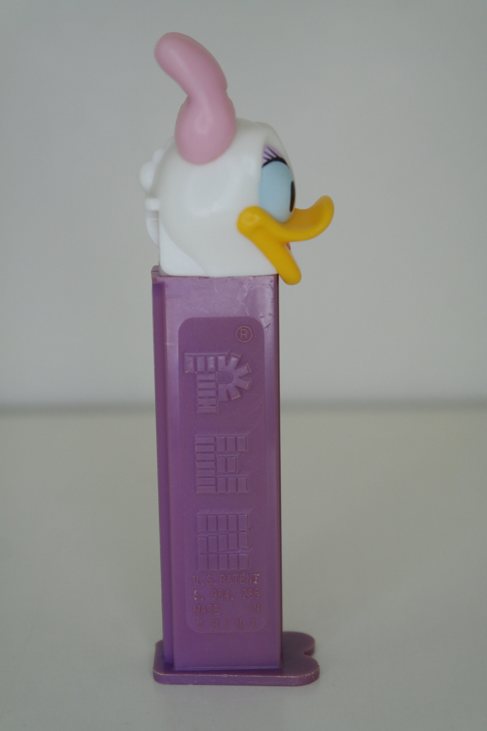 ヴィンテージ 本物 ディズニー PEZ ドナルドダックまたはデイジー