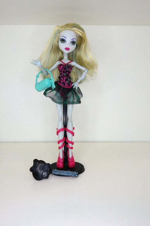 Authentic Monster High Mattel Doll With Accessories Lagoona Blue