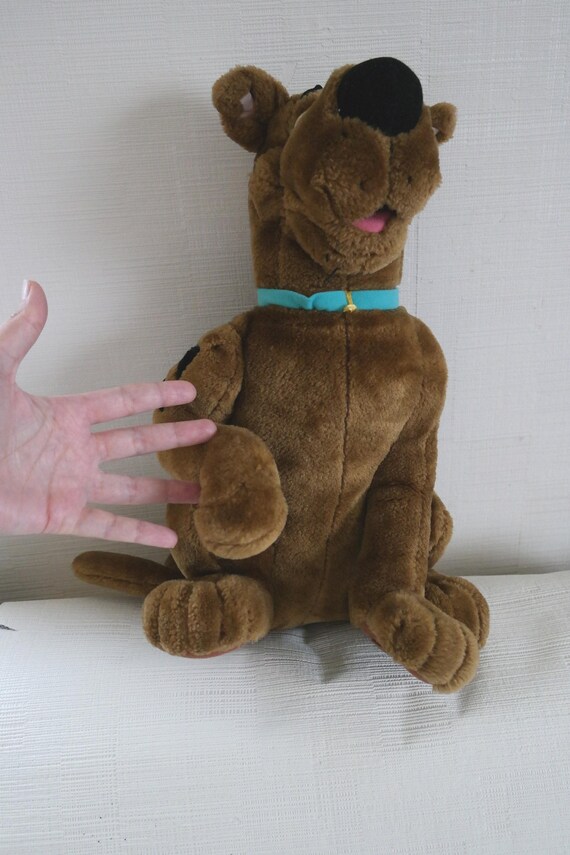 Large Vintage Talking Shaking Scooby Doo Plushie - Plush Hannah