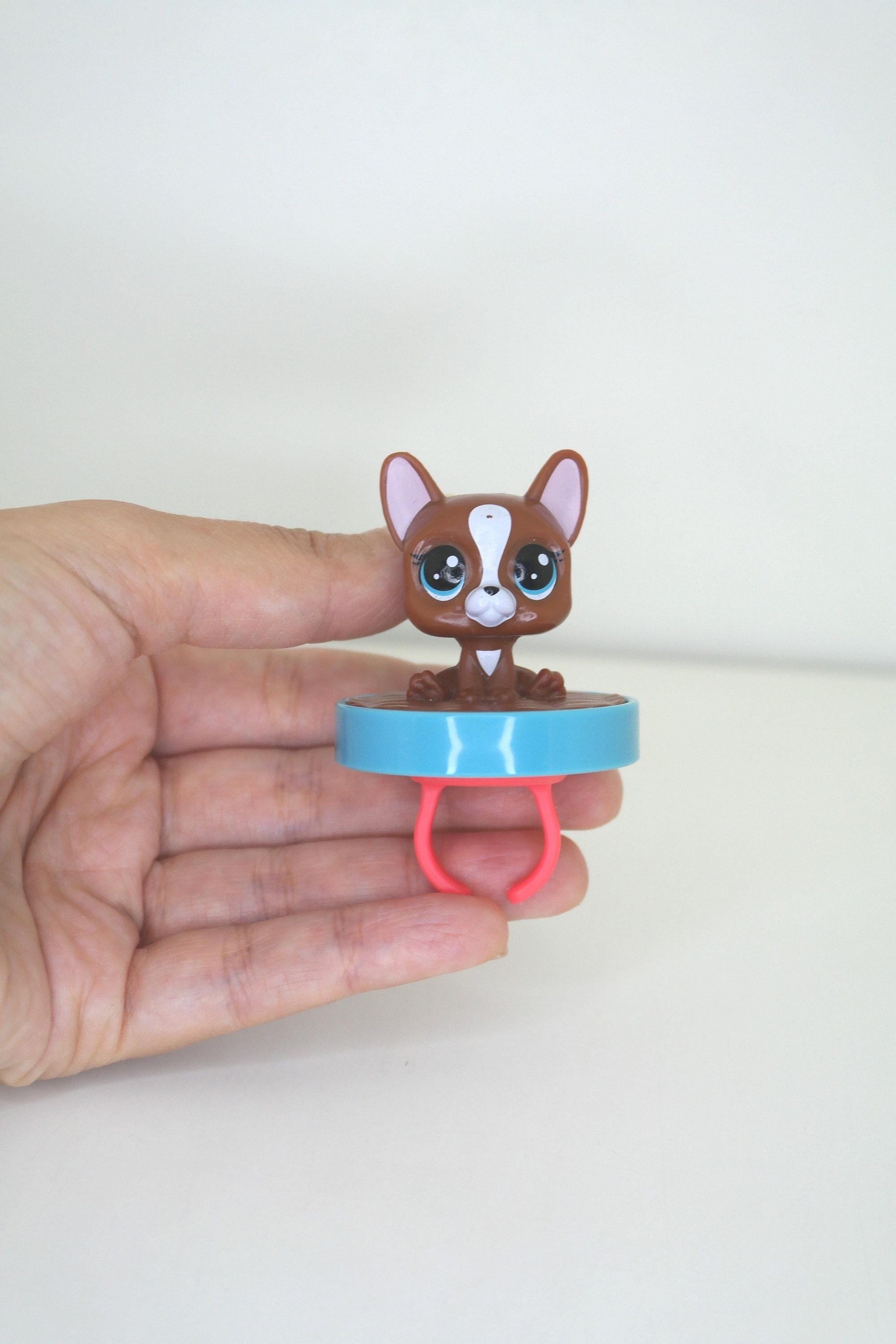 Littlest Pet Shop Pet Animal: Chihuahua Special Subway Ring Edition - Authentic Hasbro Collectible - LPS Nostalgia