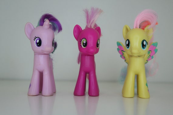 My Little Pony Figurines Mixed Lot of 20+ Various Sizes MLP Brushable read  desc.