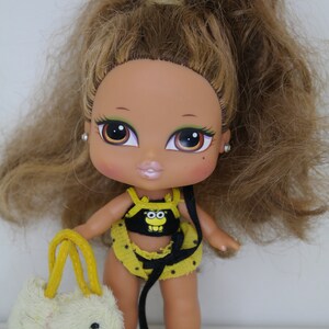 Poupée De Collection Bratz Babyz Yasmin - Avec Vraies Modes & Animal De Compagnie - Neuf 2023