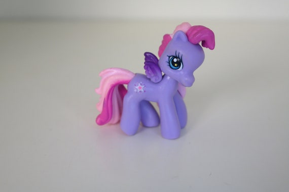 Lot of 7 c 2000s My Little Pony Characters with Hair Toys