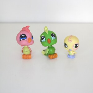 Figurine Littlest Pet Shop Hasbro - Perruche Réf. 2-64, état Occasion
