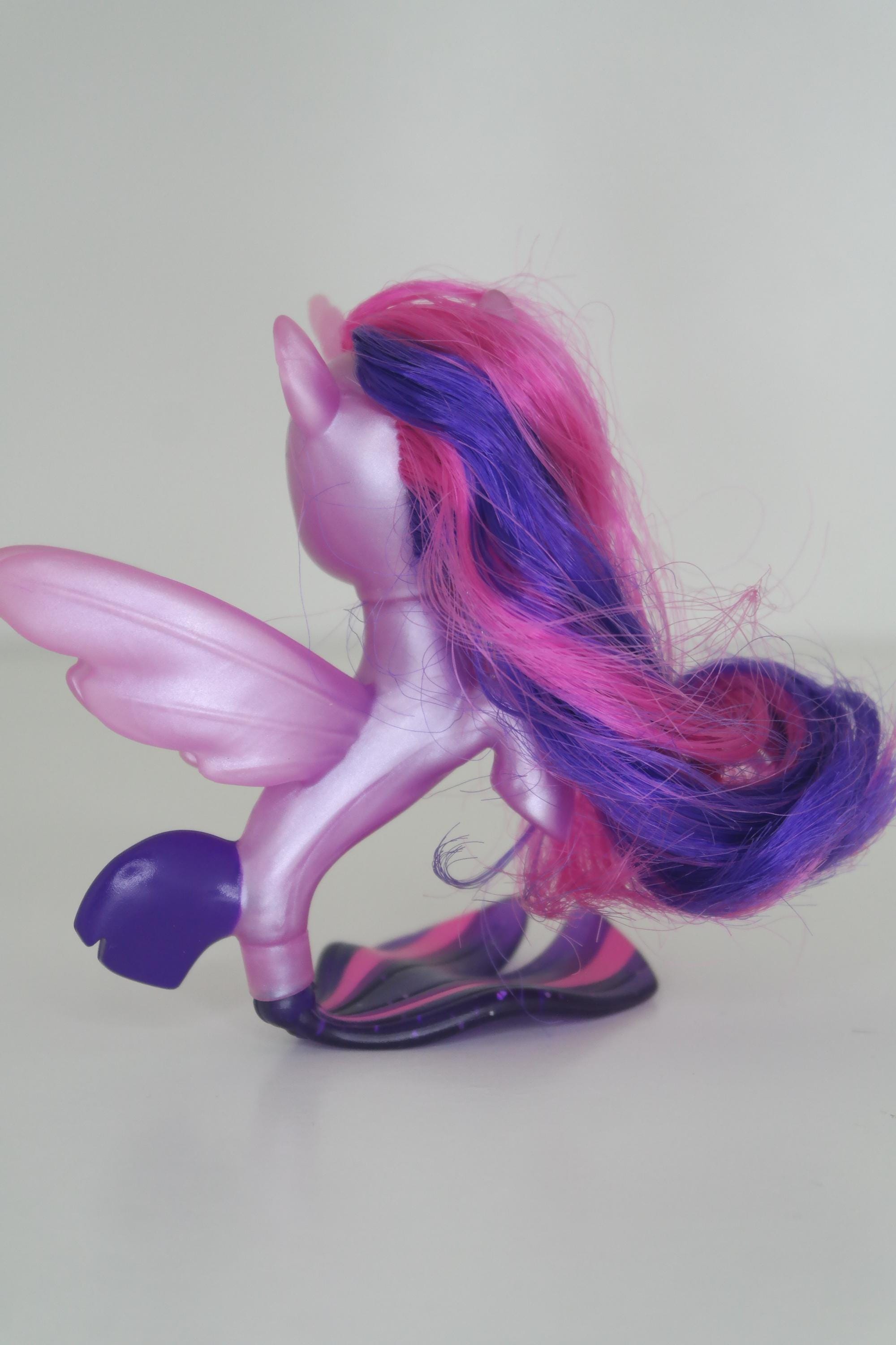 Pony marino Twilight Sparkle: Figura coleccionable de My Little Pony G4  retirada - MLP de segunda mano - Etsy México, image size:2000x3000