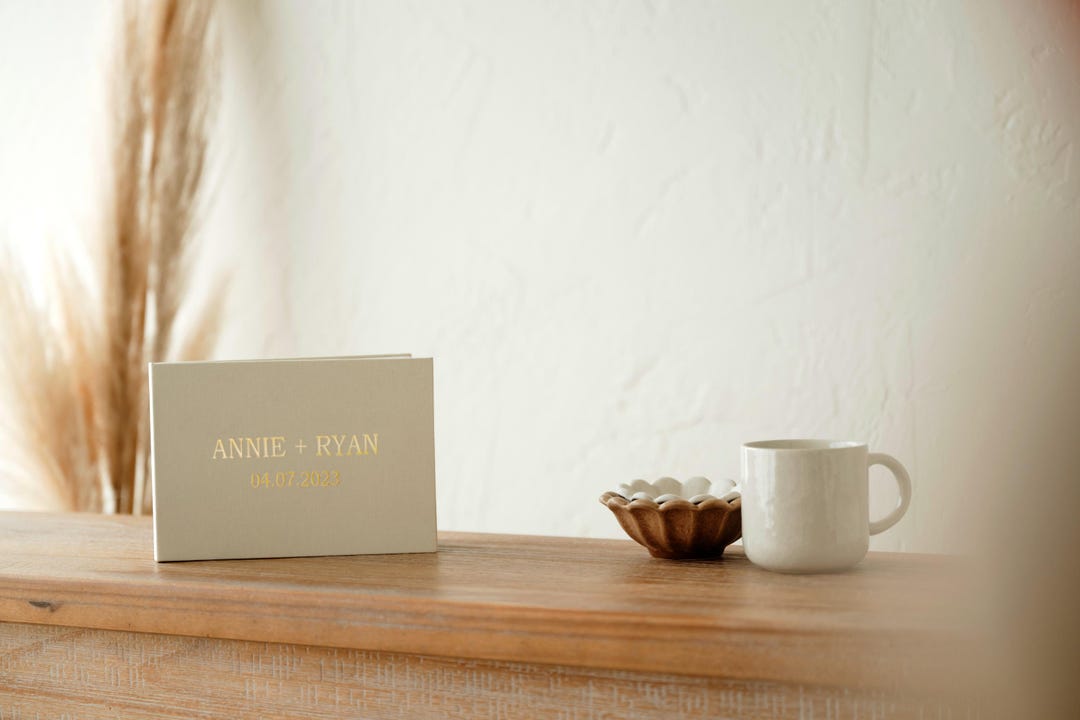 Personalized Wedding Video Book: Cream Linen, Gold Foil Print, 7" LCD - Print, Centered