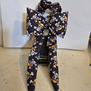 anime strik scrunchies