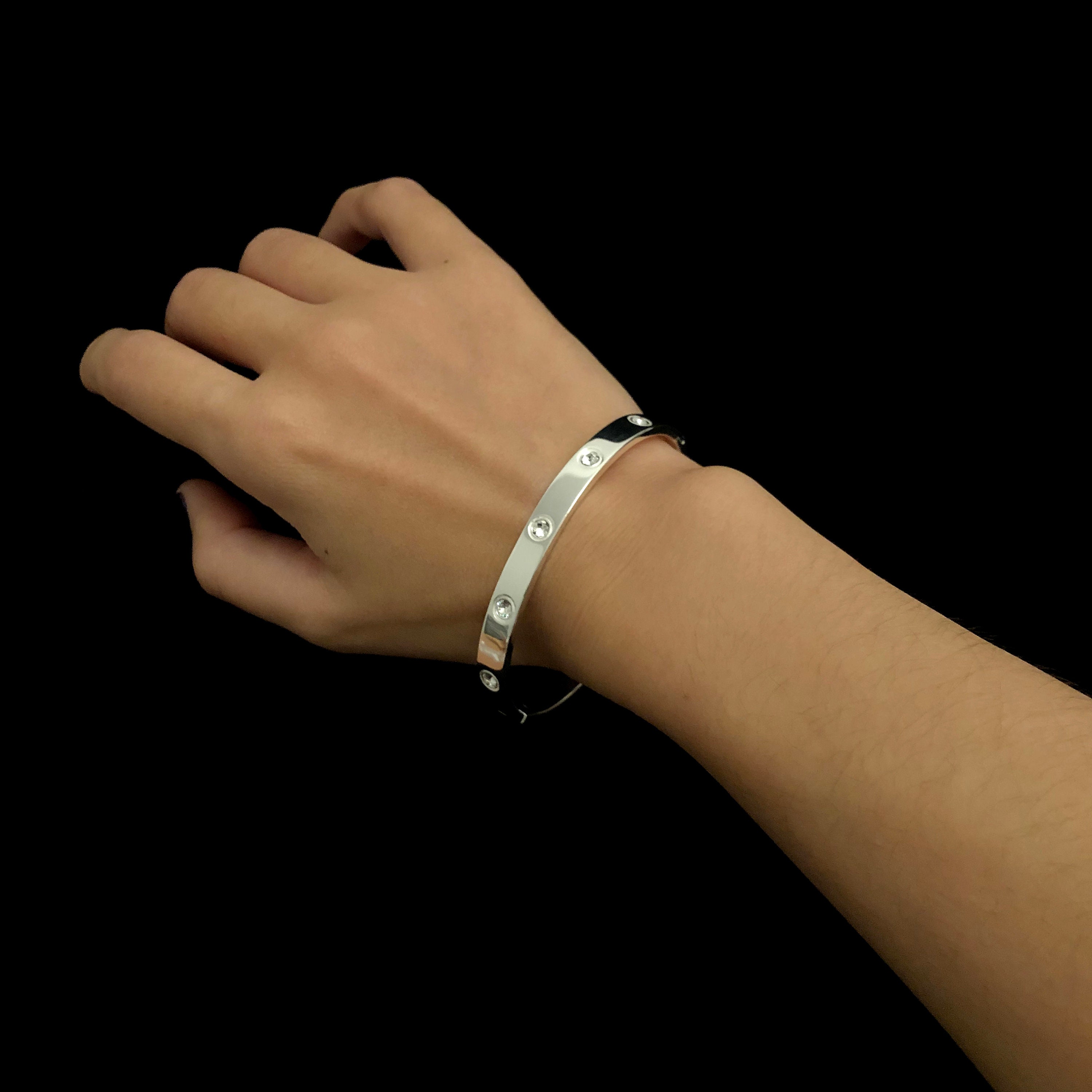 S999 Oval Bangle Bracelet With White Zircon Inlay A