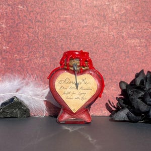 Admiración embotellada de Eros: botella de poción de amor, accesorio para cosplay de D&D.