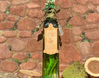Verdant Elixir—Botanical Fantasy Potion Bottle | Nature-Inspired Collectible, DnD Prop, Cosplay Accessory, Glass Apothecary Decor