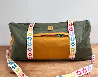 Bolsa esportiva Earnley - Padrão de costura digital