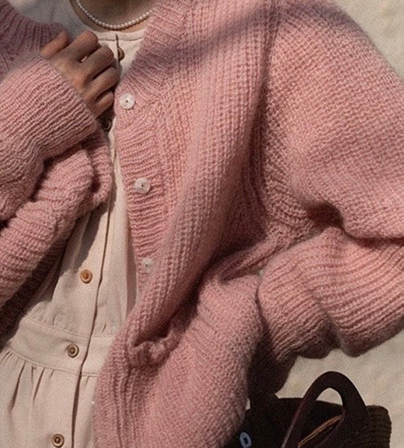 Vintage cute pink mohair wool fluffy jumper - image 1