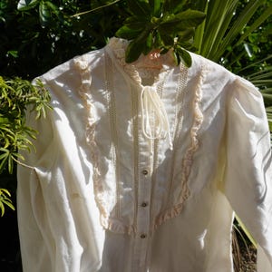Bluse im viktorianischen Stil | Präriebluse|Bluse im Boho Style|Hellblaue Bluse