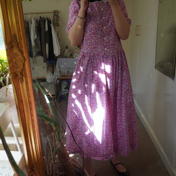 Laura Ashley 80s floral lilac midi dress - image 6