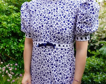Vintage 70s cottage-core maxi dress