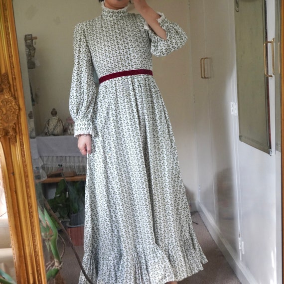 Vintage rare 70s Laura Ashley dress - image 4