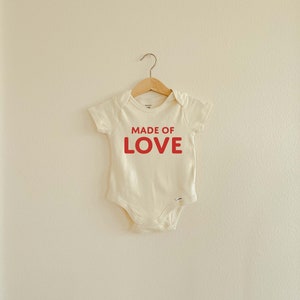 Made of Love Neutral Style Baby Toddler Girl Boy Bodysuit for Announcement Baby Shower Gift for Hospital Outfit Newborn Comfortable Onesie image 4