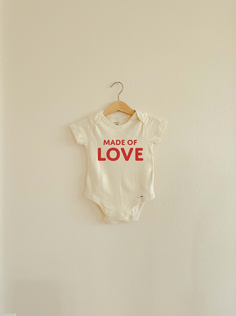 Made of Love Neutral Style Baby Toddler Girl Boy Bodysuit for Announcement Baby Shower Gift for Hospital Outfit Newborn Comfortable Onesie image 4