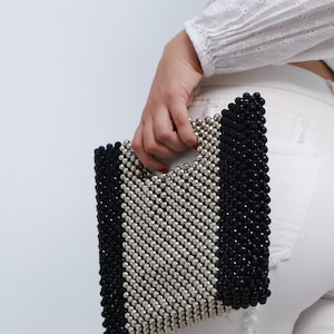 Schwarze Perlen Tasche für Frauen | Schwarze und graue Perlen | Mitteltasche | Handtasche | Geschenk für Frau | Geschenk für Freundin | Geschenk für Mama |