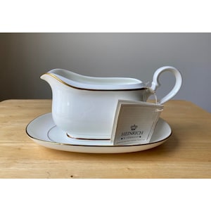VILLEROY & BOCH HEINRICH Royal Gold Gravy Boat With Underplate - With Original Tag