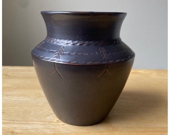 休日限定 手作りのヴィンテージ ショート 花瓶 ダークブラウン 斑点模様 工芸品