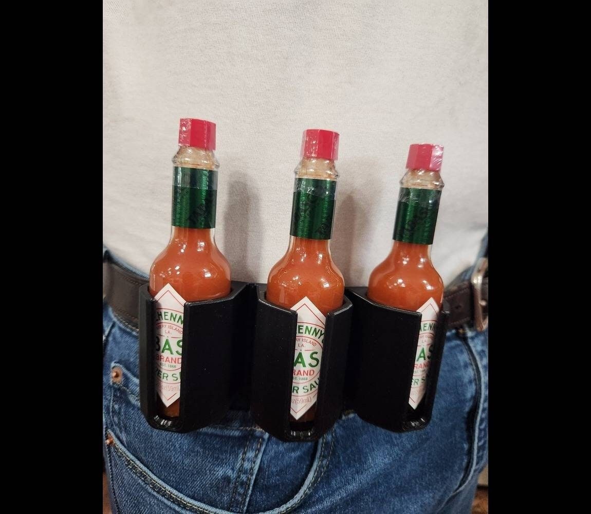 Andean Leather Hot Sauce Holster, Bottle Belt Holder Great for Tabasco, Sriracha and More (2 oz, Brown)