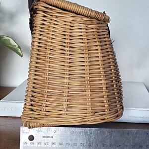 Panier De Pêche Vintage En Osier (creel) - Antiquité