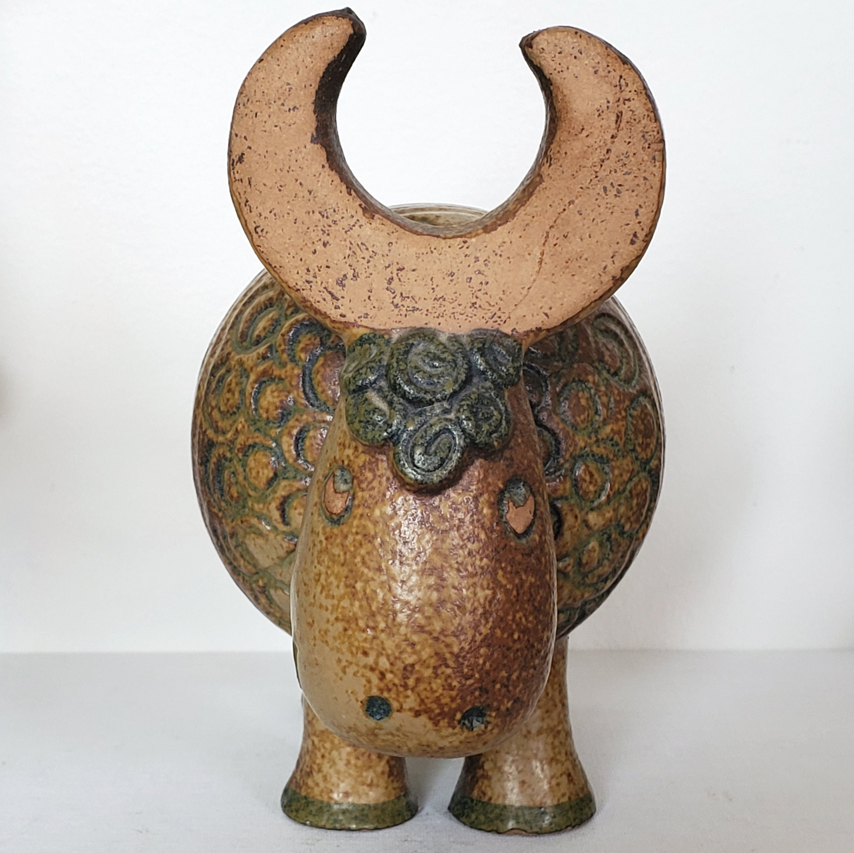 Lisa Larson Buffel / Buffalo Figurine, Gustavsberg, Jura Lisa Larson Buffel / Buffalo Figurine, Gustavsberg, Jura