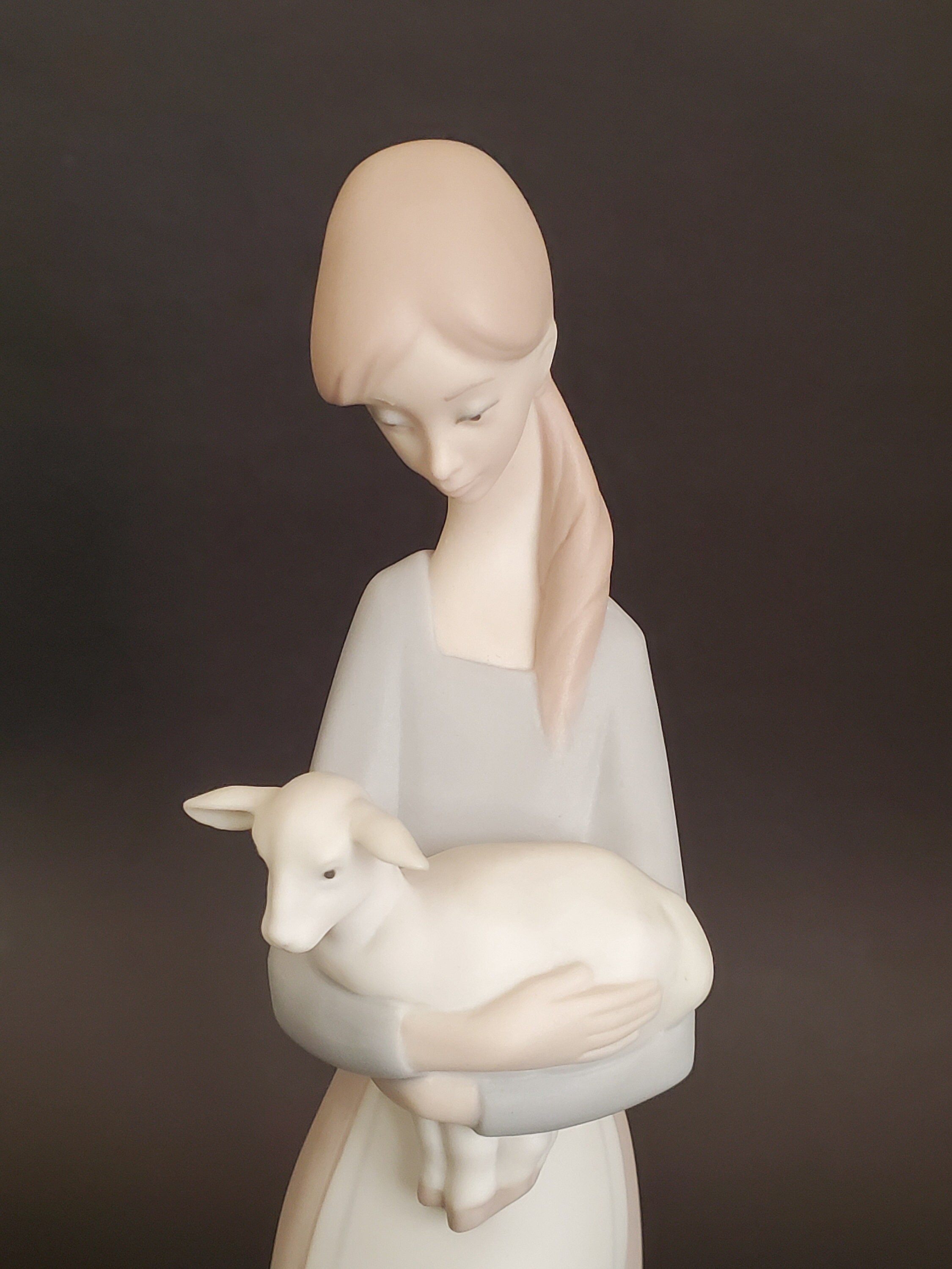Lladro 4505 Girl With Lamb Figurine, Matte Finish, 1070s, Made in 