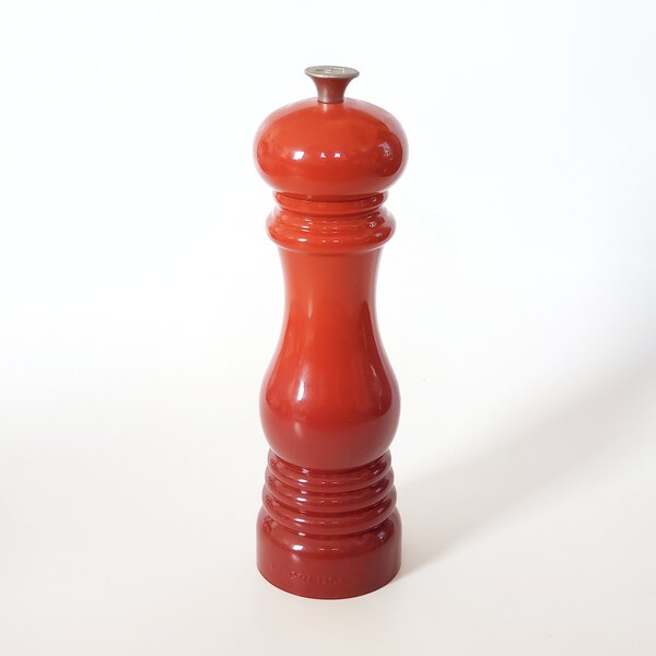 Le Creuset Red Ombre Tall Pepper Mill Grinder