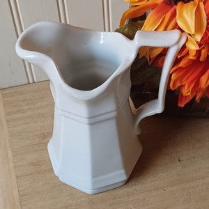 Red Cliff Ironstone Pitcher White Vintage Cottage Country Farmhouse Style