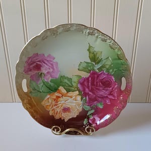 Antike Servierplatte: Cabbage Roses Motiv, Gold Filligrane Borte