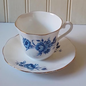 Vintage Elizabethan Teacup and Saucer: Blue Roses, Gold Trim, Fine Bone China