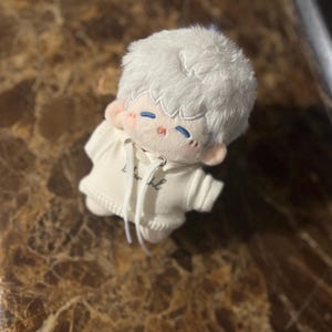 Sleeping Xavier 10cm plush doll