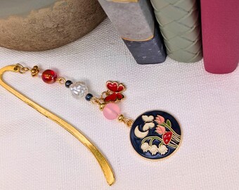 Secret Garden Bookmark Charm | Floral Beaded Bookmark with Butterfly and Flower | Handmade Gift for Book Lovers | Unique Handmade Gift
