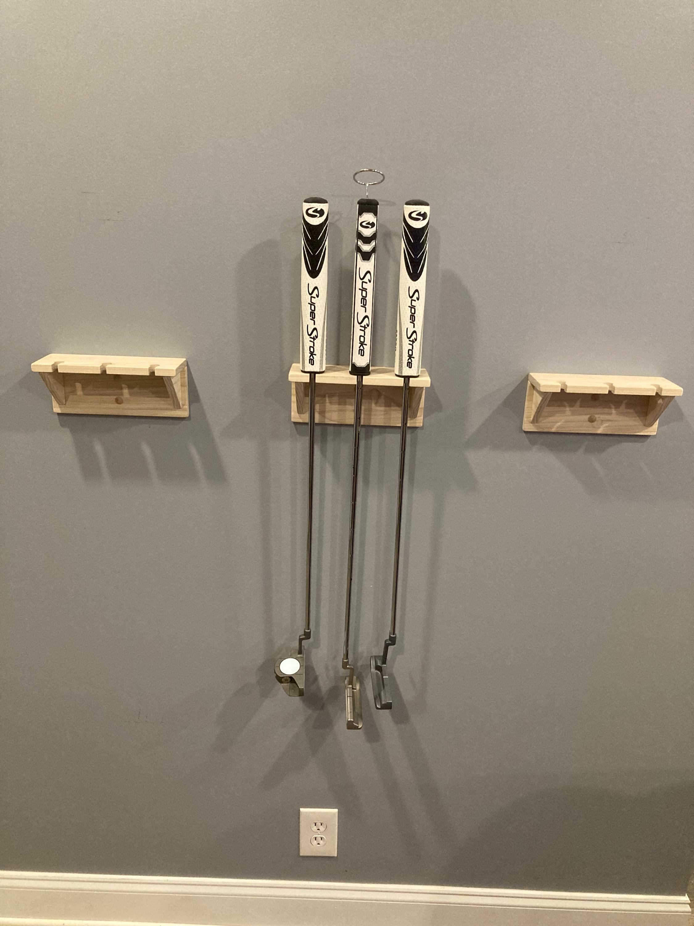 Set of 3 - 3 Club Holder Golf Club Display Racks With Grips Pointing Up ...