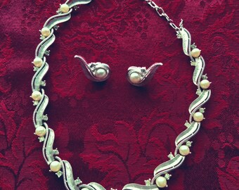 CROWN TRIFARI DEMIPARURE, Stunning Silver Necklace and Earrings, Highly Collectible and Signed Vintage, Special Gift for Girlfriend or Wife
