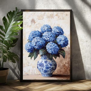 Póster con estampado de jarrón de hortensias azules, arte mural floral chinoiserie, decoración floral de noviembre, pintura al óleo vintage, estilo rústico.