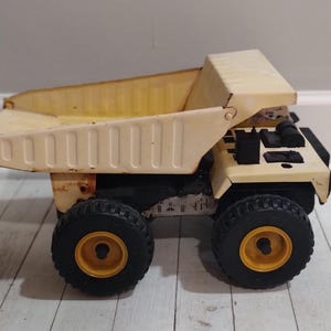 Vintage 1980s Tonka Dump Truck Diecast Metal, Toy