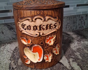 Vintage Treasure Craft Ceramic Cookie Jar - Yellow Lid - Faux Wood