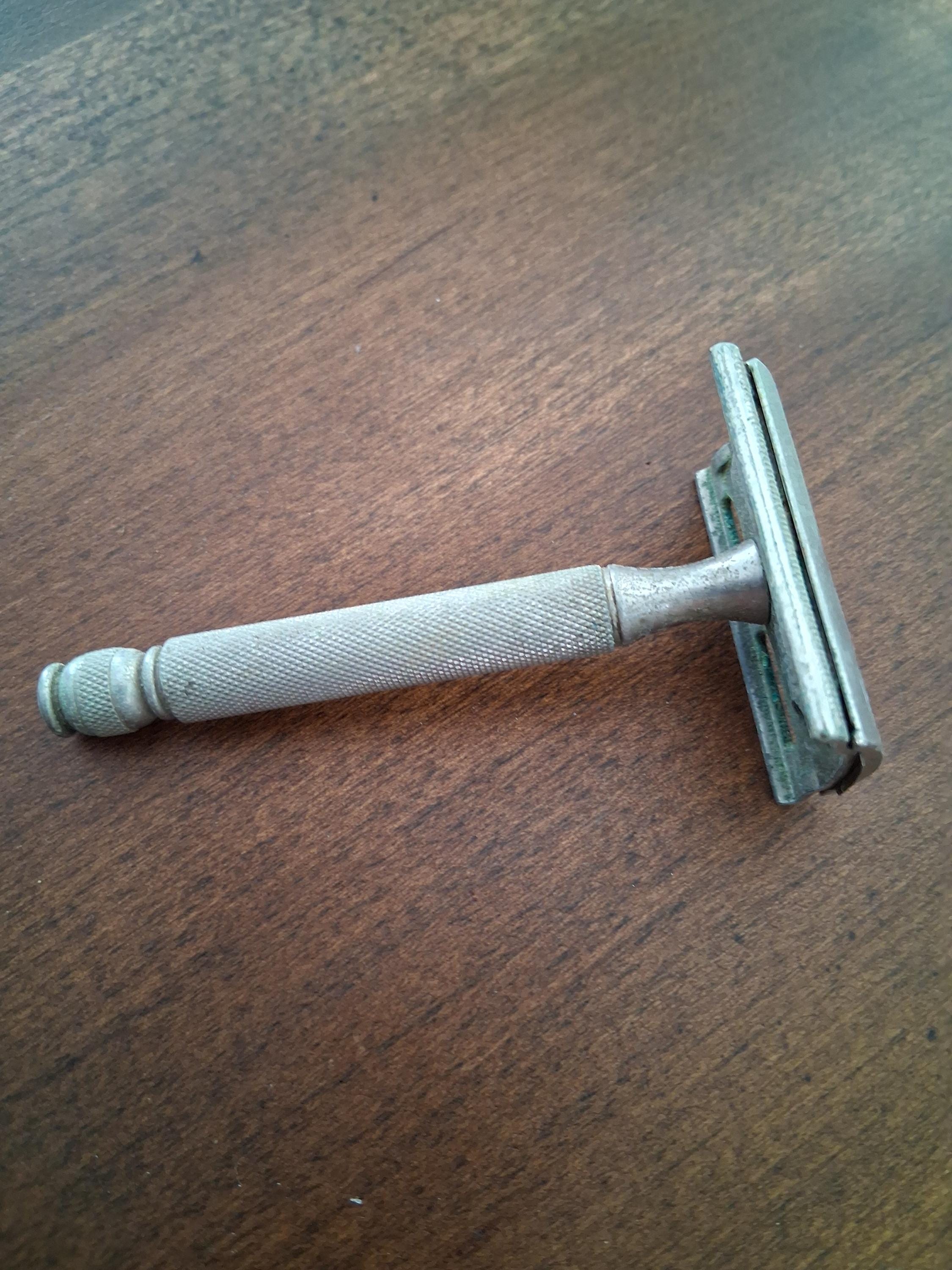 Vintage 1930s 1940s Gillette Razor - Etsy