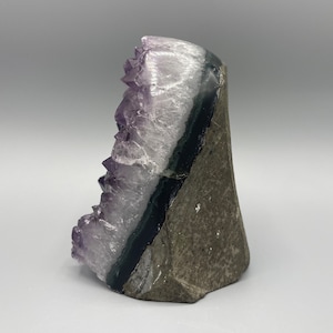 Natural Uruguayan Amethyst Geode Raw Crystal Cluster 1235g